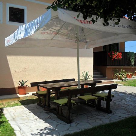 Guest Accommodation Marko Kesic Grabovac  Exterior photo