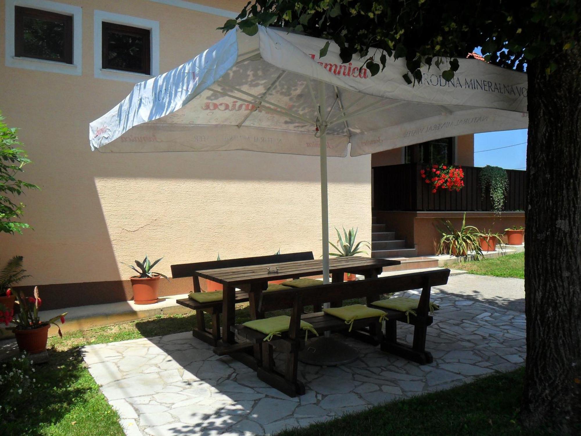 Guest Accommodation Marko Kesic Grabovac  Exterior photo